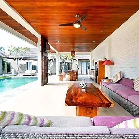 Entire 4 Bedroom Private Pool Villa Rev34