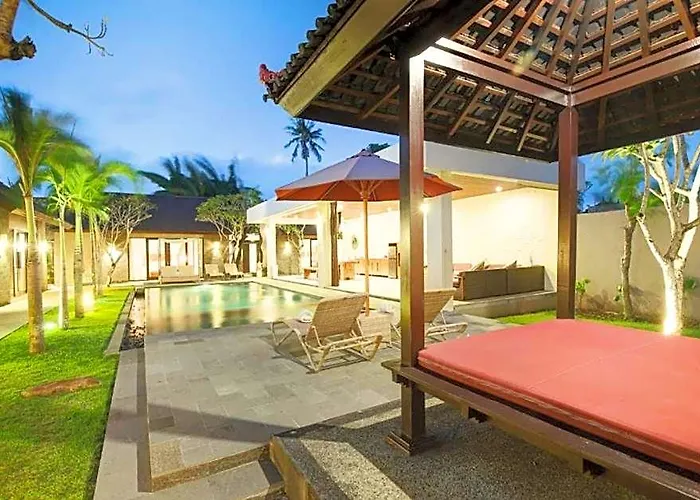 Entire 4 Bedroom Private Pool Rev34 5* ジンバラン